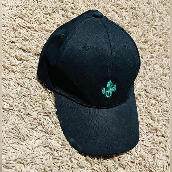 Cactus hat - Picture 2 of 3